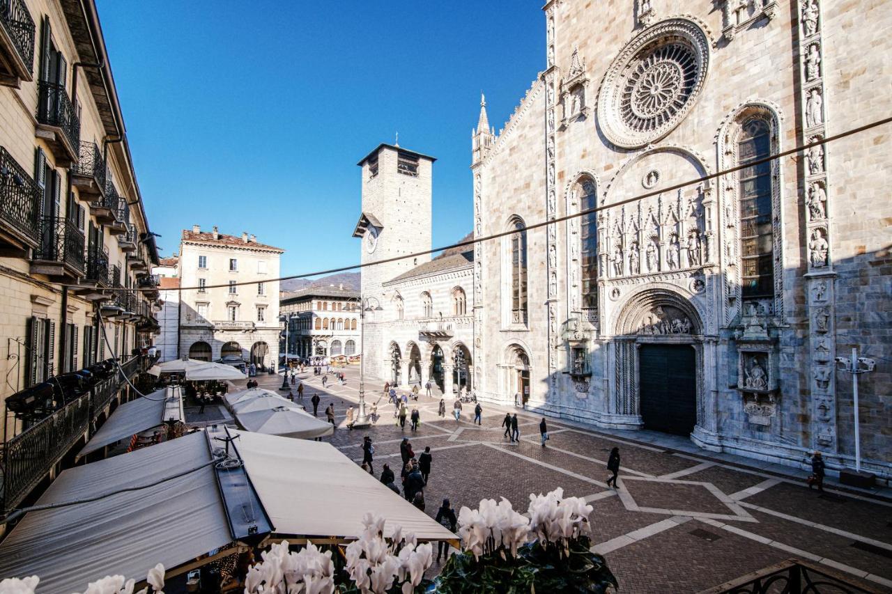 La Finestra Sul Duomo - The House Of Travelers Apartment Como Exterior foto