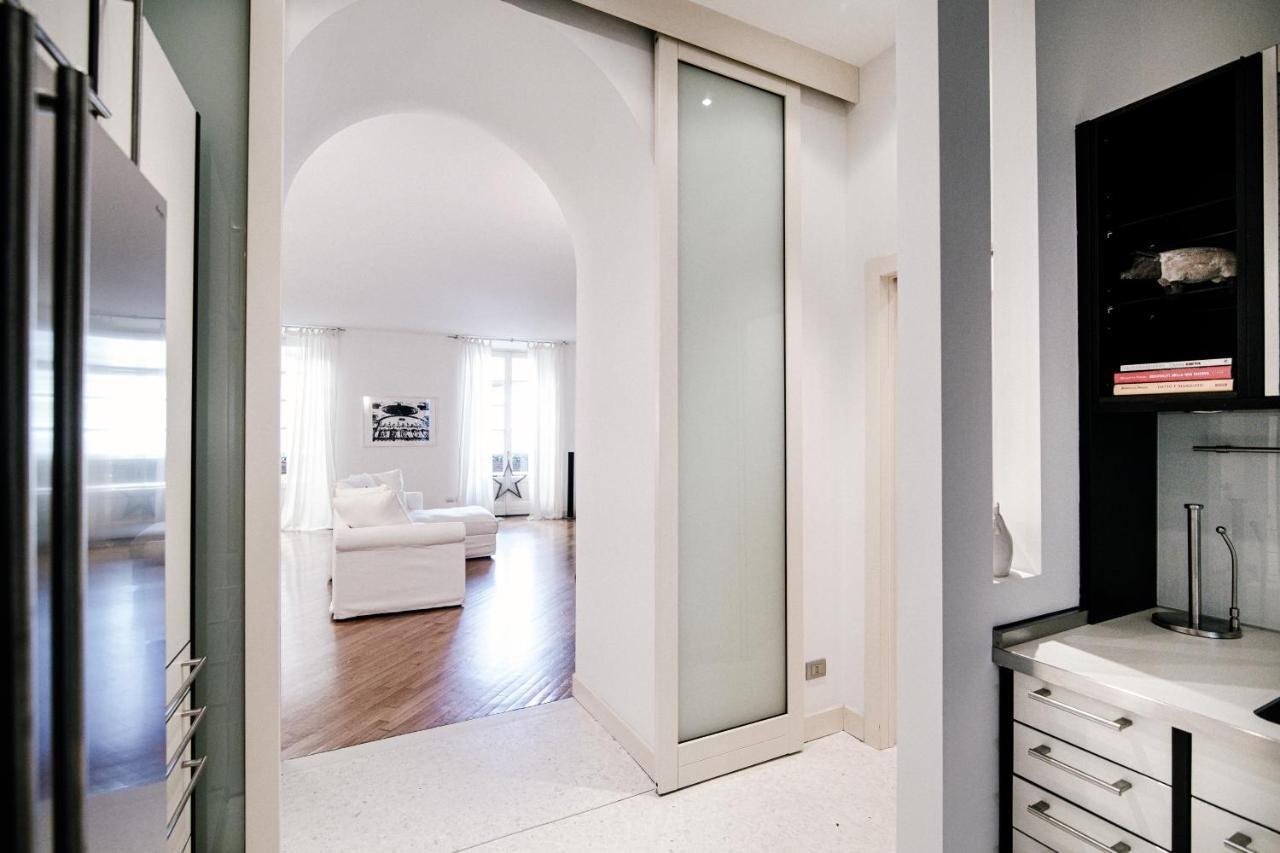 La Finestra Sul Duomo - The House Of Travelers Apartment Como Exterior foto