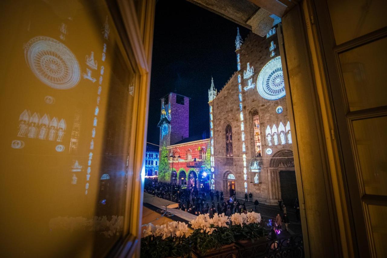 La Finestra Sul Duomo - The House Of Travelers Apartment Como Exterior foto
