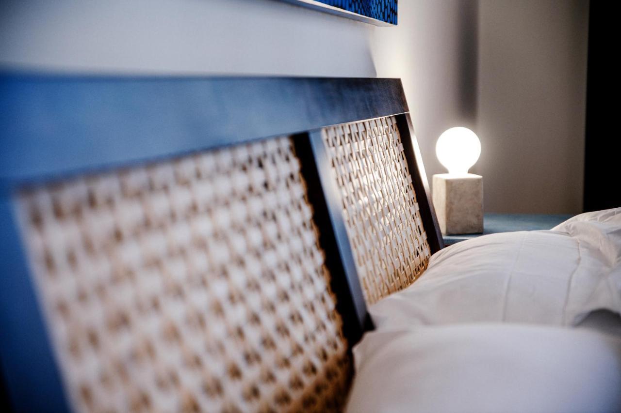 La Finestra Sul Duomo - The House Of Travelers Apartment Como Exterior foto